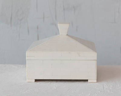 Resing Box Piramid Lid & Knob Ivory
