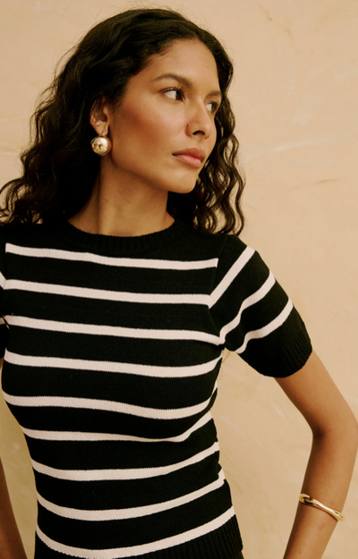 Vera Tshirt Black