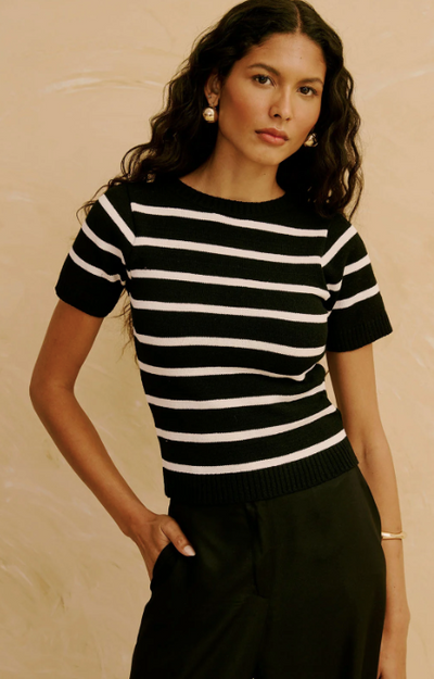 Vera Tshirt Black