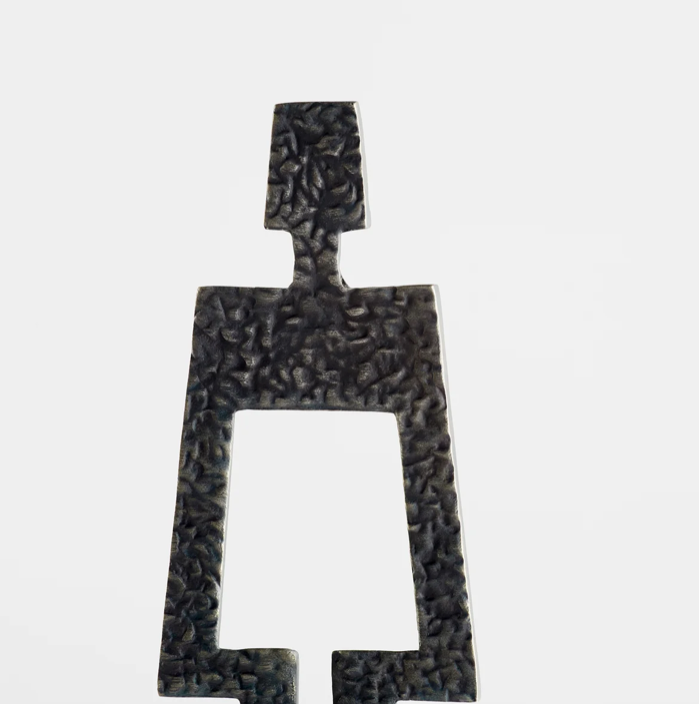 Beatrice Sculpture White Black