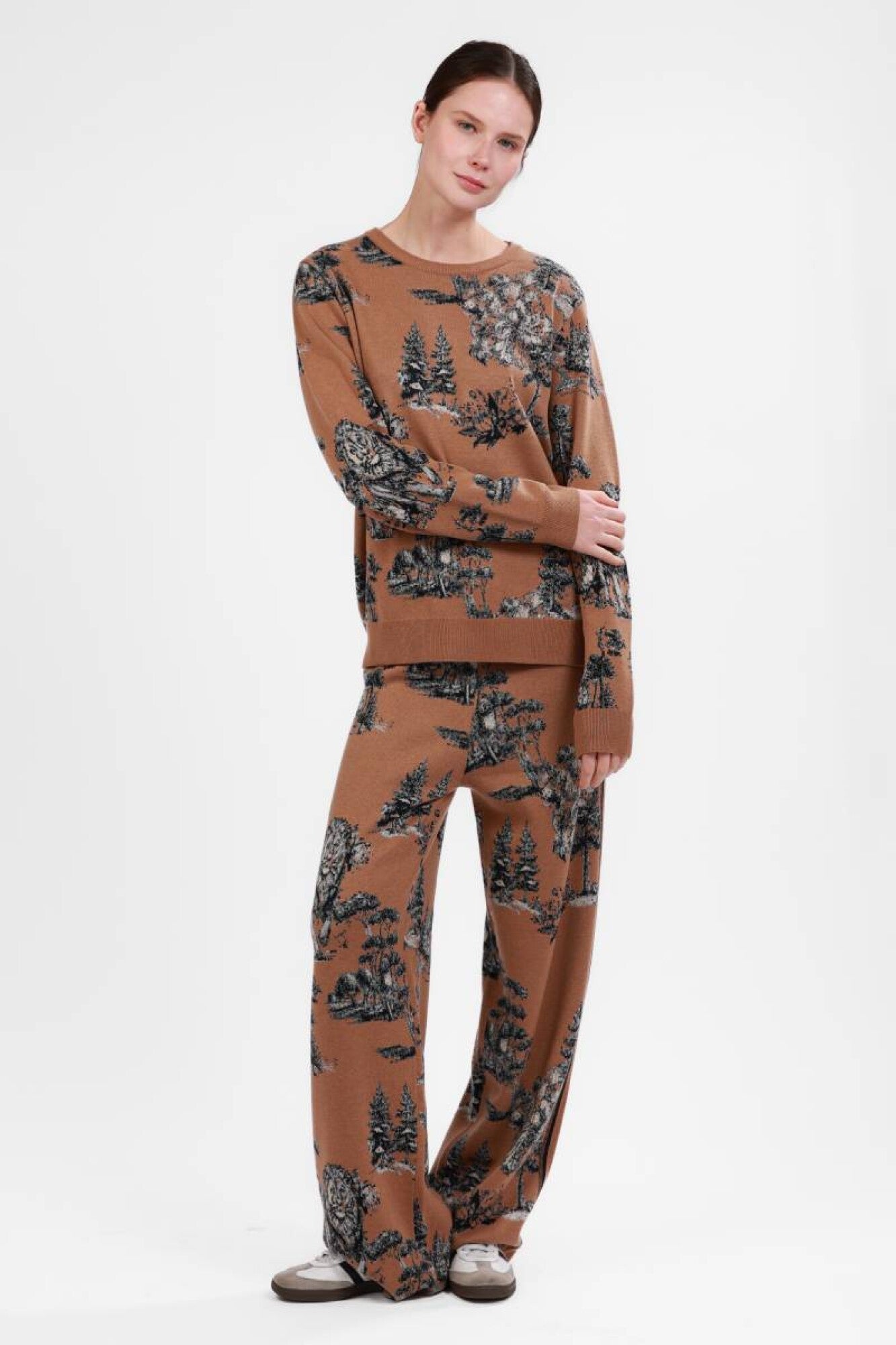 Landscape Sweater Camel