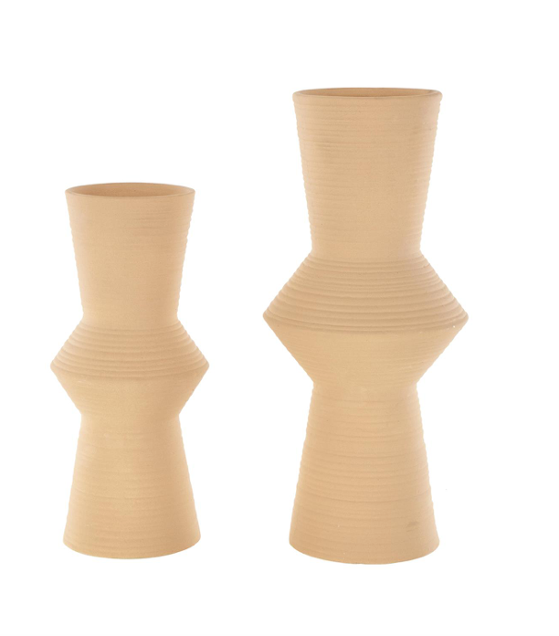 Ana Vase Brown