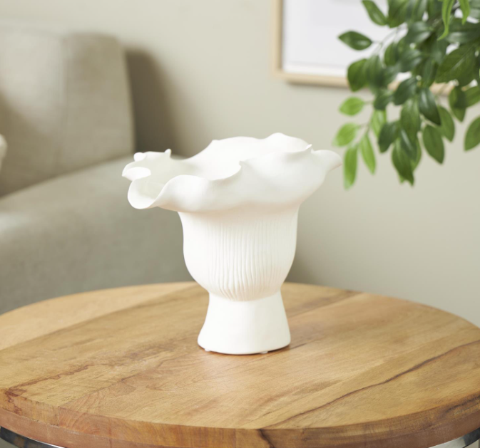 Karol Vase White