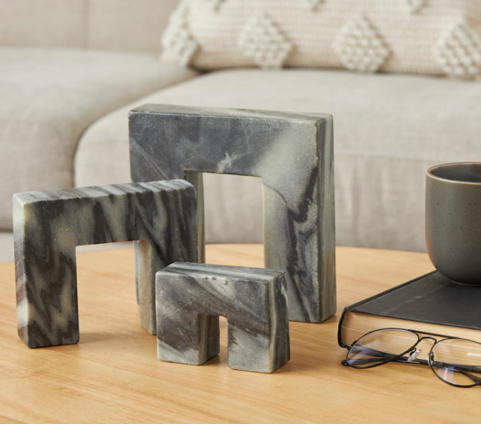 Optin Sculpture Black