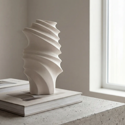 Nazra Vase