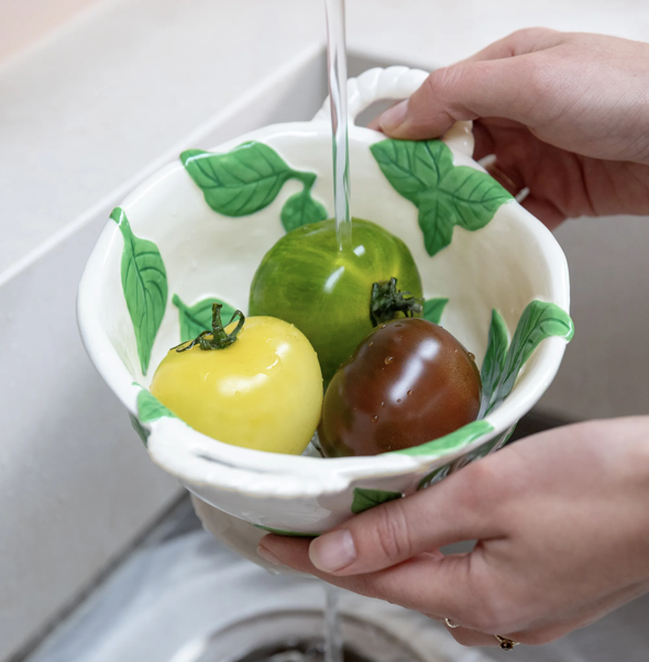 Colander basil