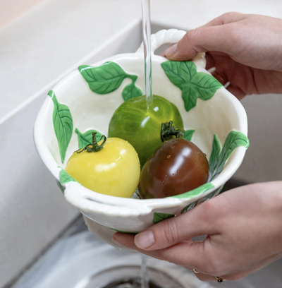 Colander basil