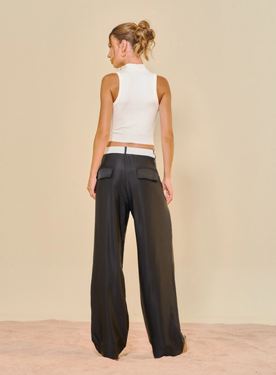 Mia Pant