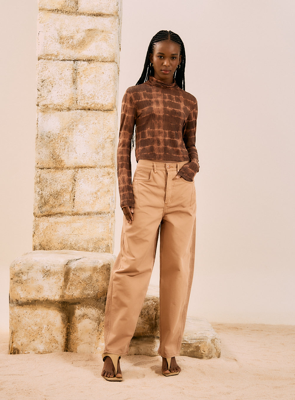Defne Pant
