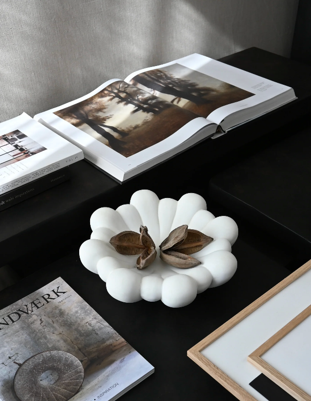 Bloom Tray Medio Bone White