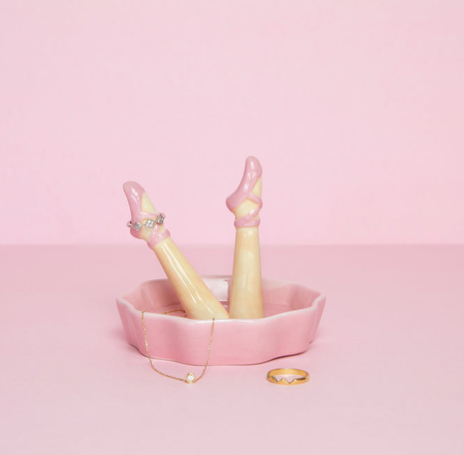 Ring holder Happy Legs Dance