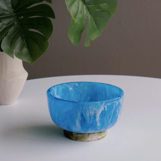 Resin Rio Small Bowl with Base Blue and Green