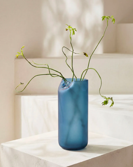 Alessia Vase