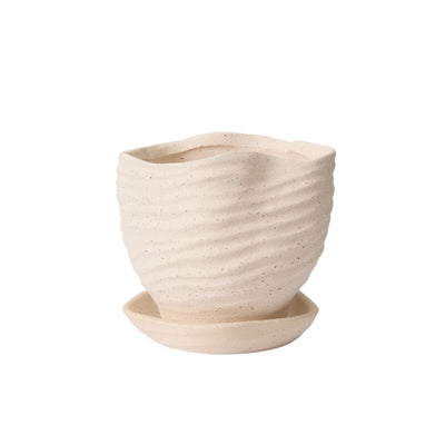 Highland Pot with Saucer