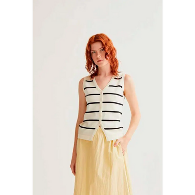 Sabrina Vest White Black
