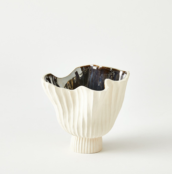 Folha Footed Vase Off White Metallic Sm