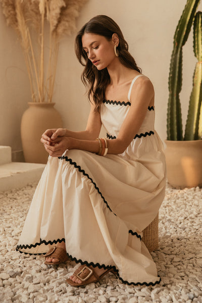 Umeri Dress Off White Black