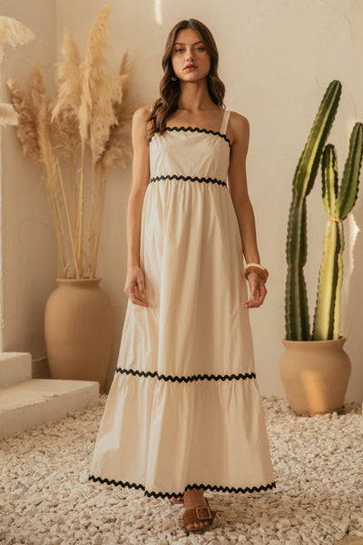 Umeri Dress Off White Black