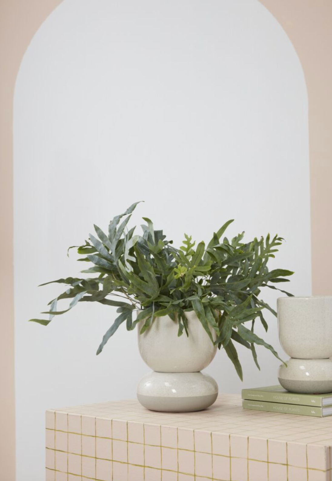 Tartu Pot With Saucer Medium