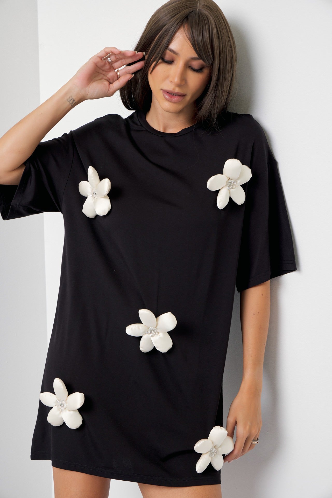 Nina Flower Embellished T Shirt Black