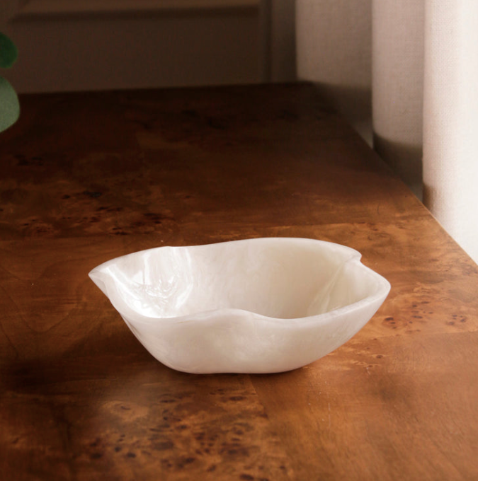 Alabaster Mini Bowl White Swirl