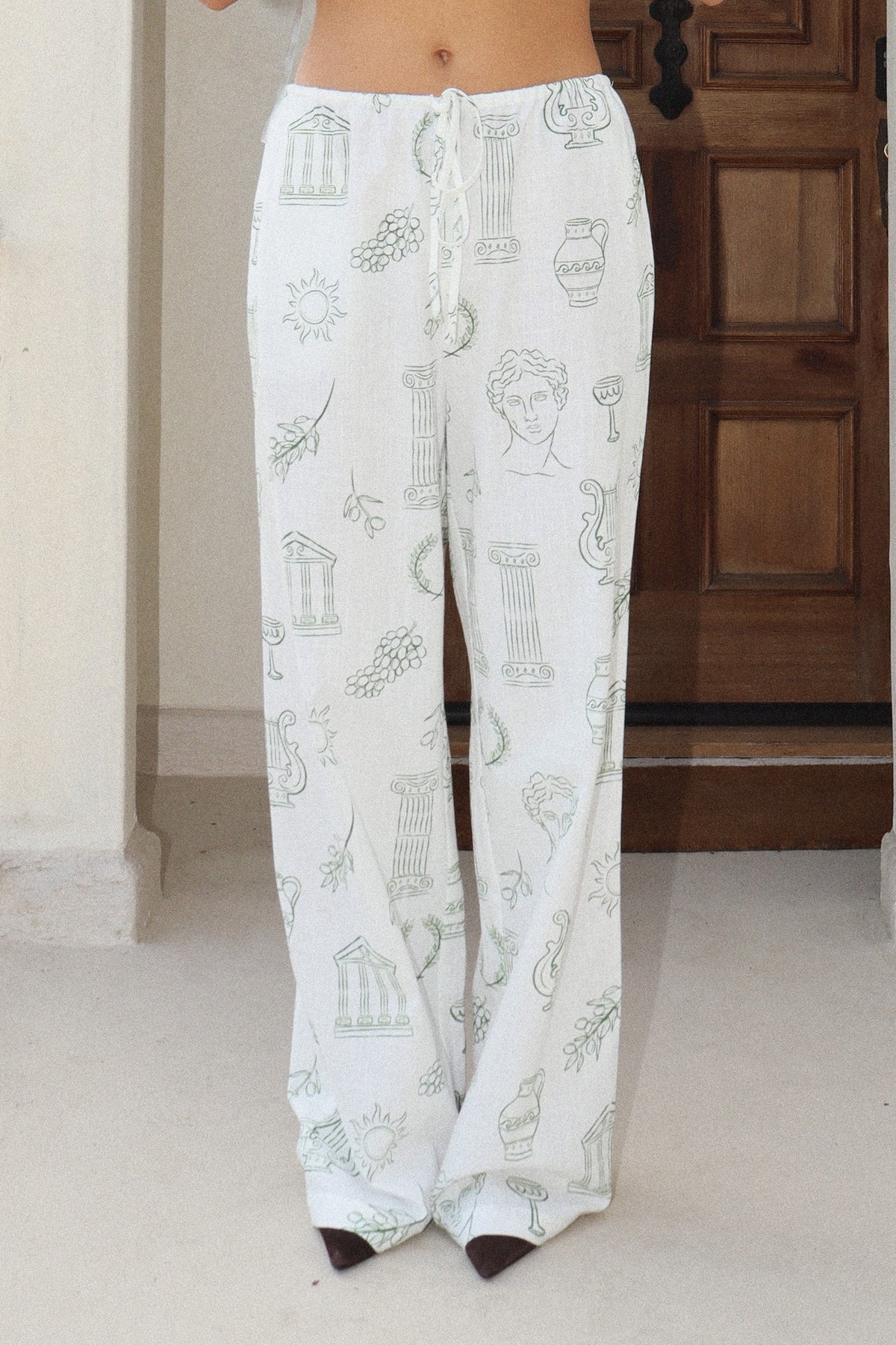 Girena Set Off White