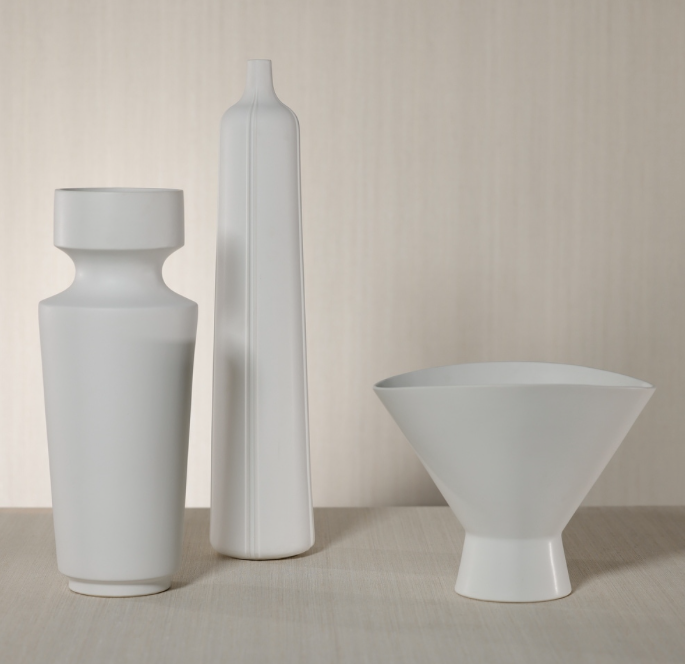Isla Vista White Ceramic Vase Bowl