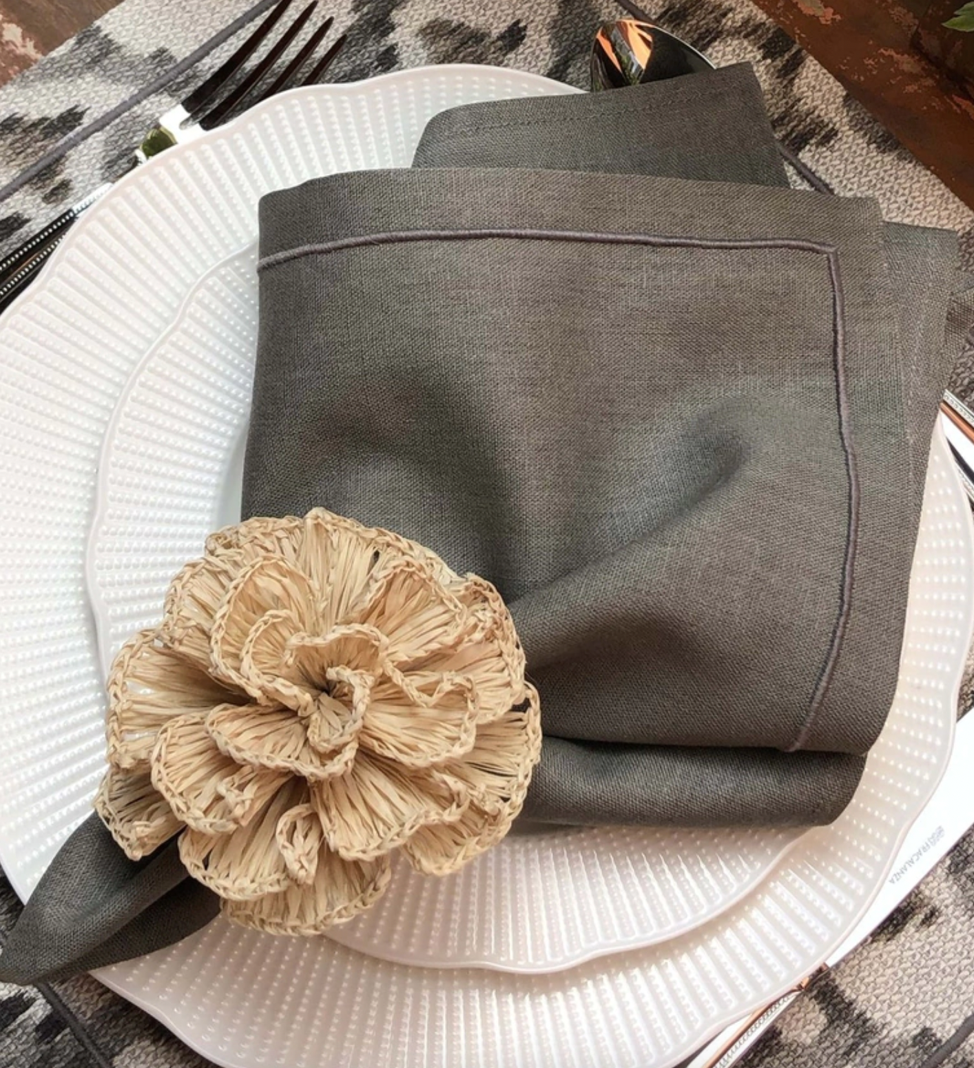 Napkin Ring Flower Natural