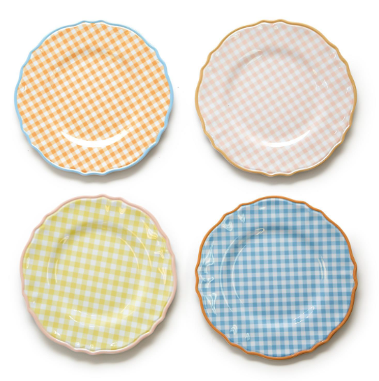 Gingham Plate Garden