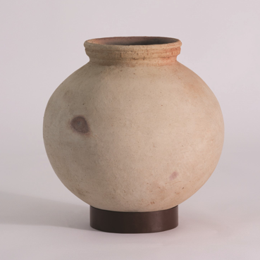Desert Water Pot w Iron Base XL