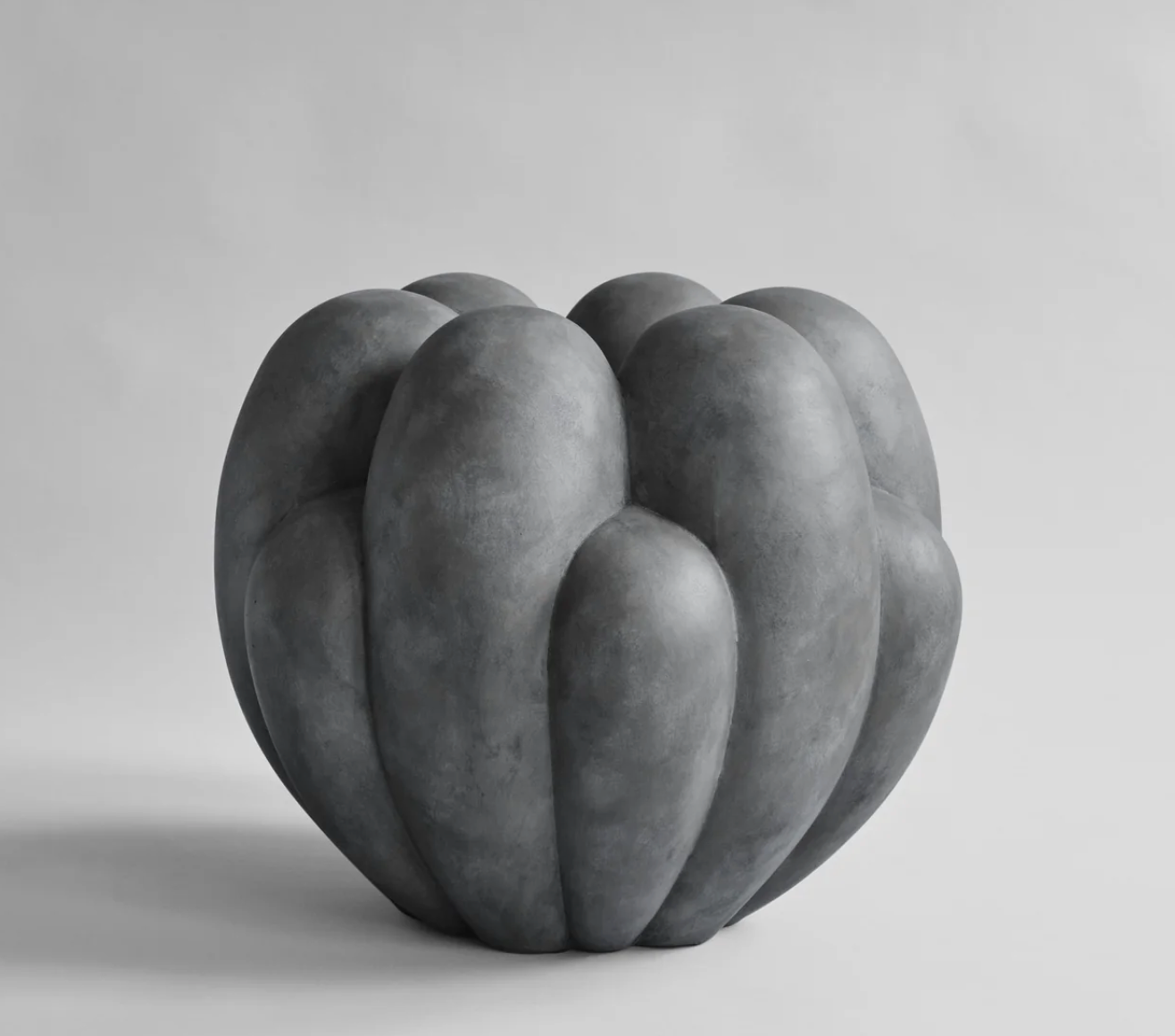 Bloom Vase Big Dark Grey