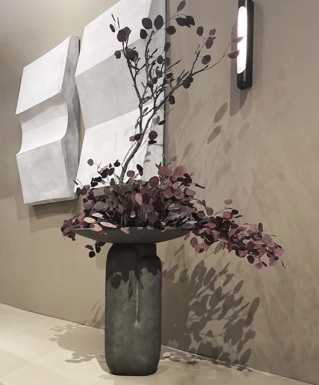 Bourgeon Vase Dark Grey