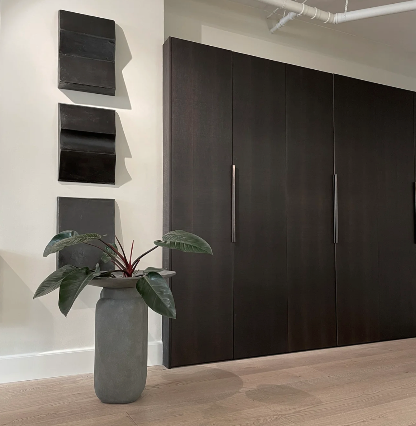 Bourgeon Vase Dark Grey