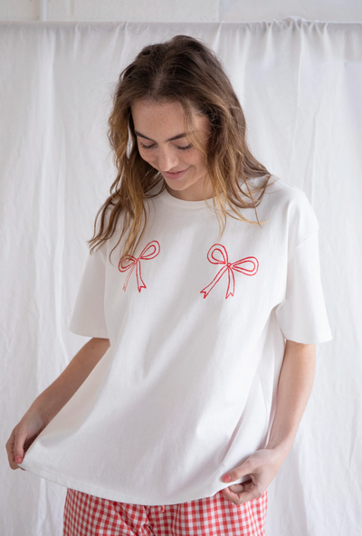 Relaxed Ribbon Tee Ivory Red