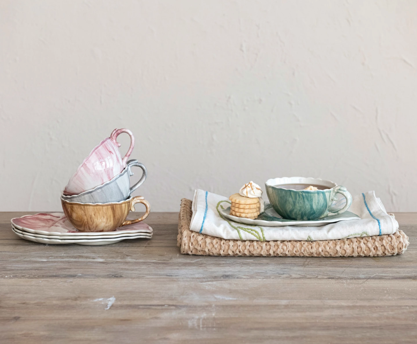 Stoneware Teacup Leaf Shaped