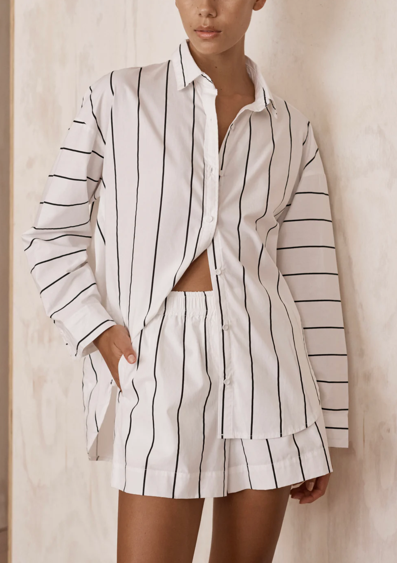 Kiah stripe Short White/Black