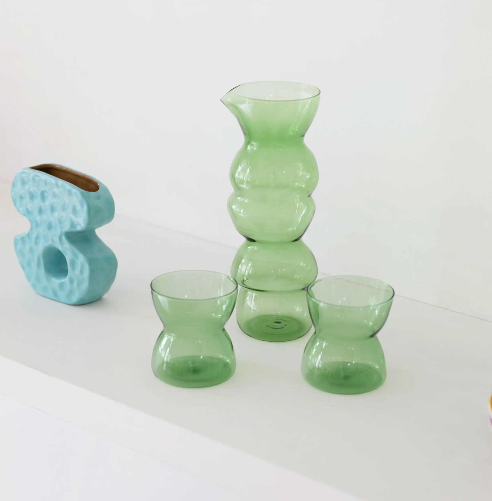 Carafe totem green
