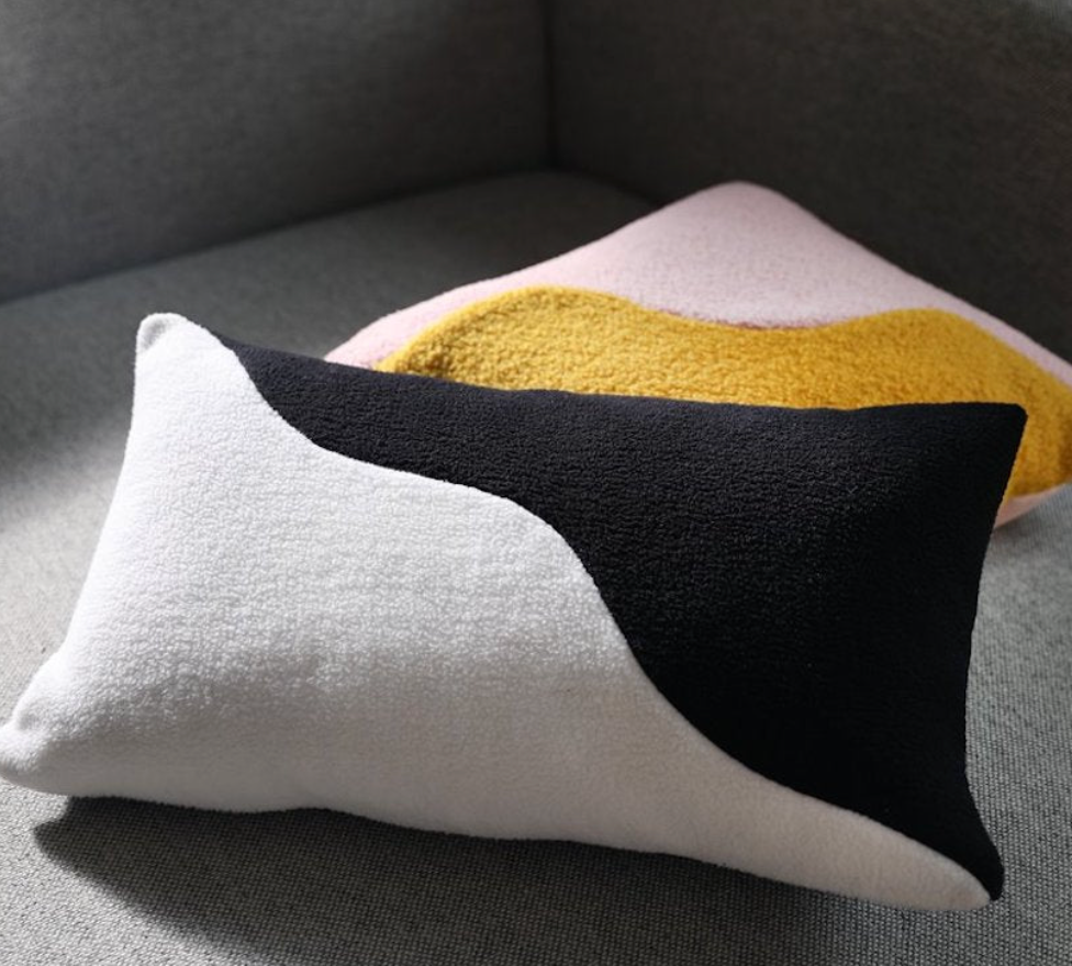 Cushion wavy rectangle