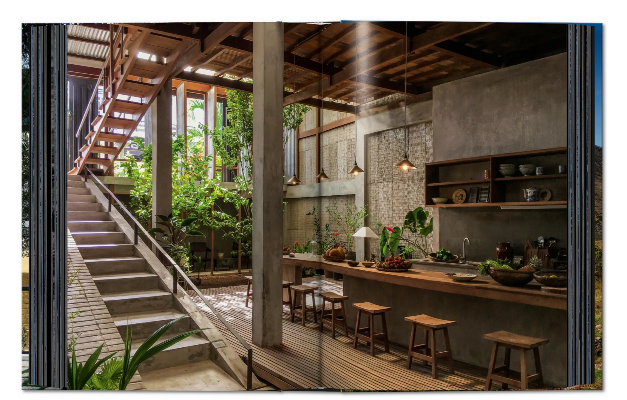 Homes For Our Time Contemporary Houses around the World 40th Ed