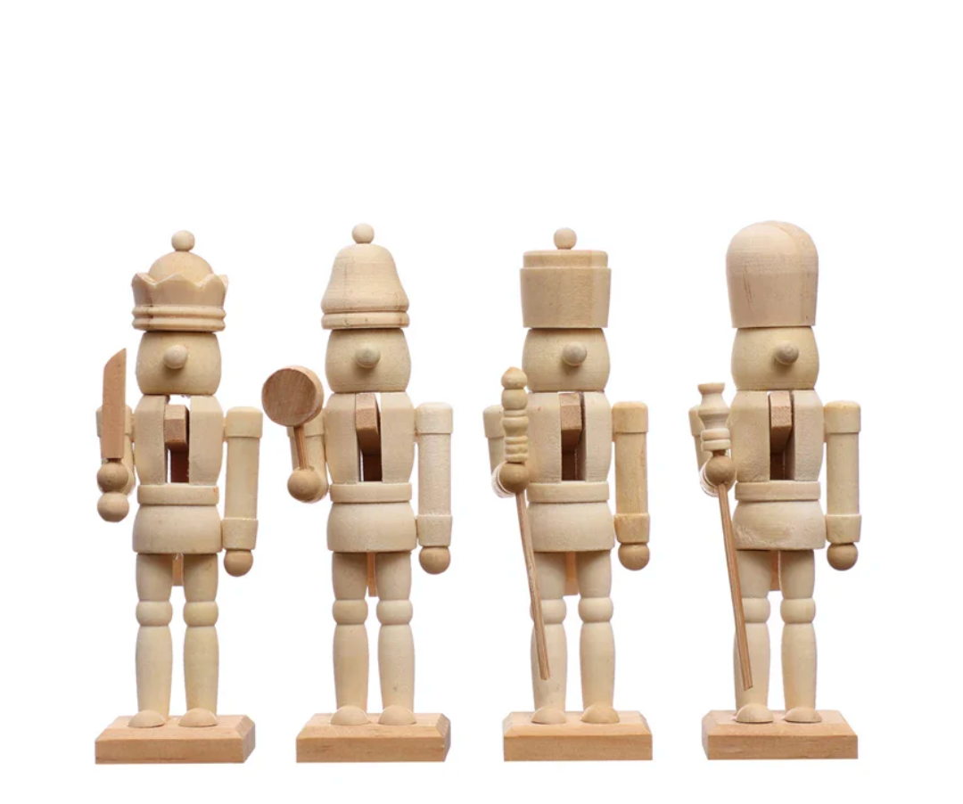 Wood Nutcracker Natural