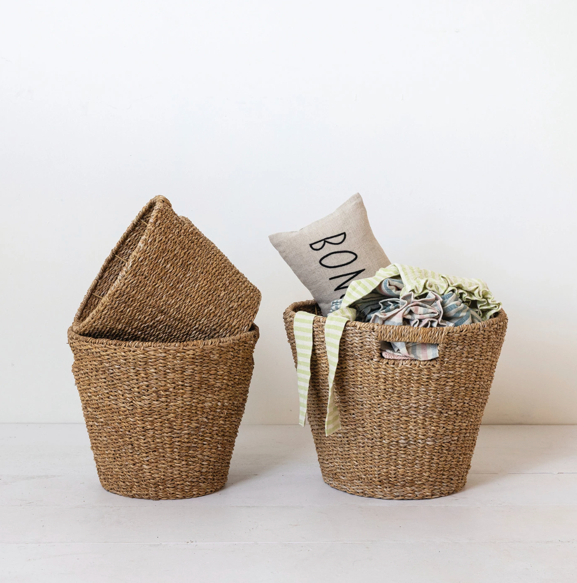 Seagrass Baskets w  Handles Natural