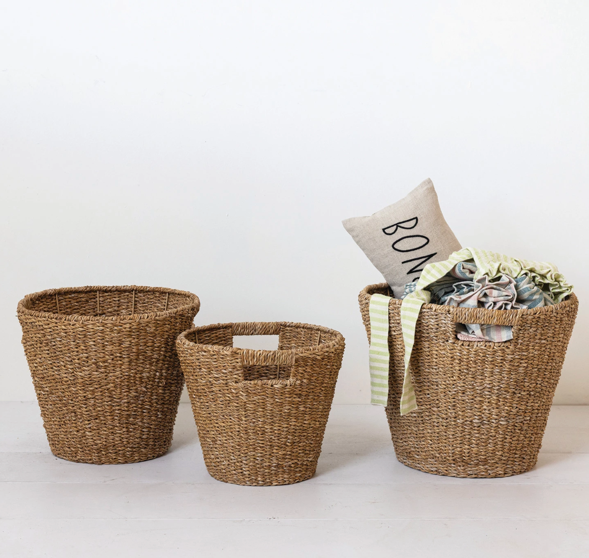 Seagrass Baskets w  Handles Natural