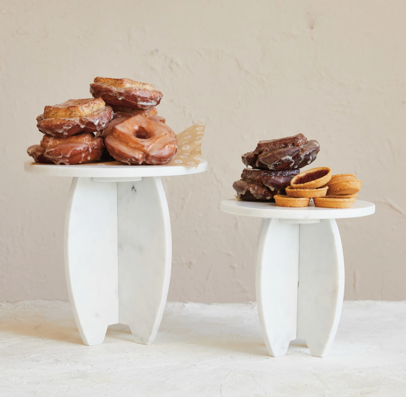 Marble Pedestal w Interlocking Base