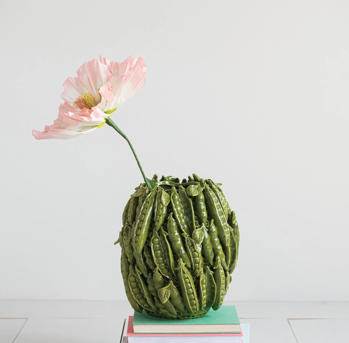Vase with 3D Peas
