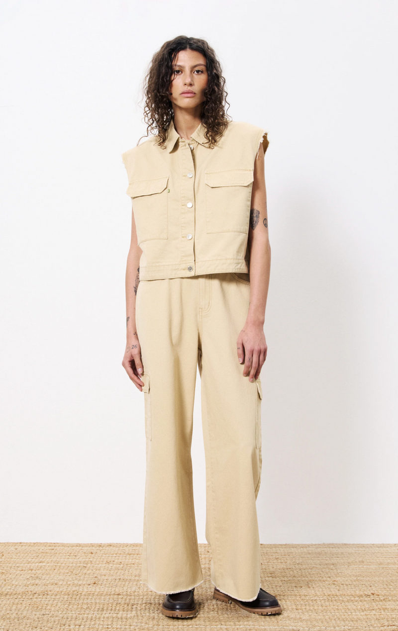 Nahed Vest Beige