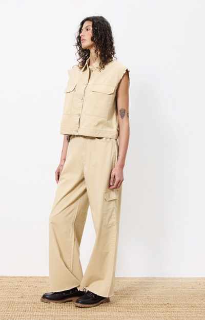 Nahed Vest Beige