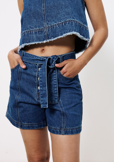 Nema Short Blue