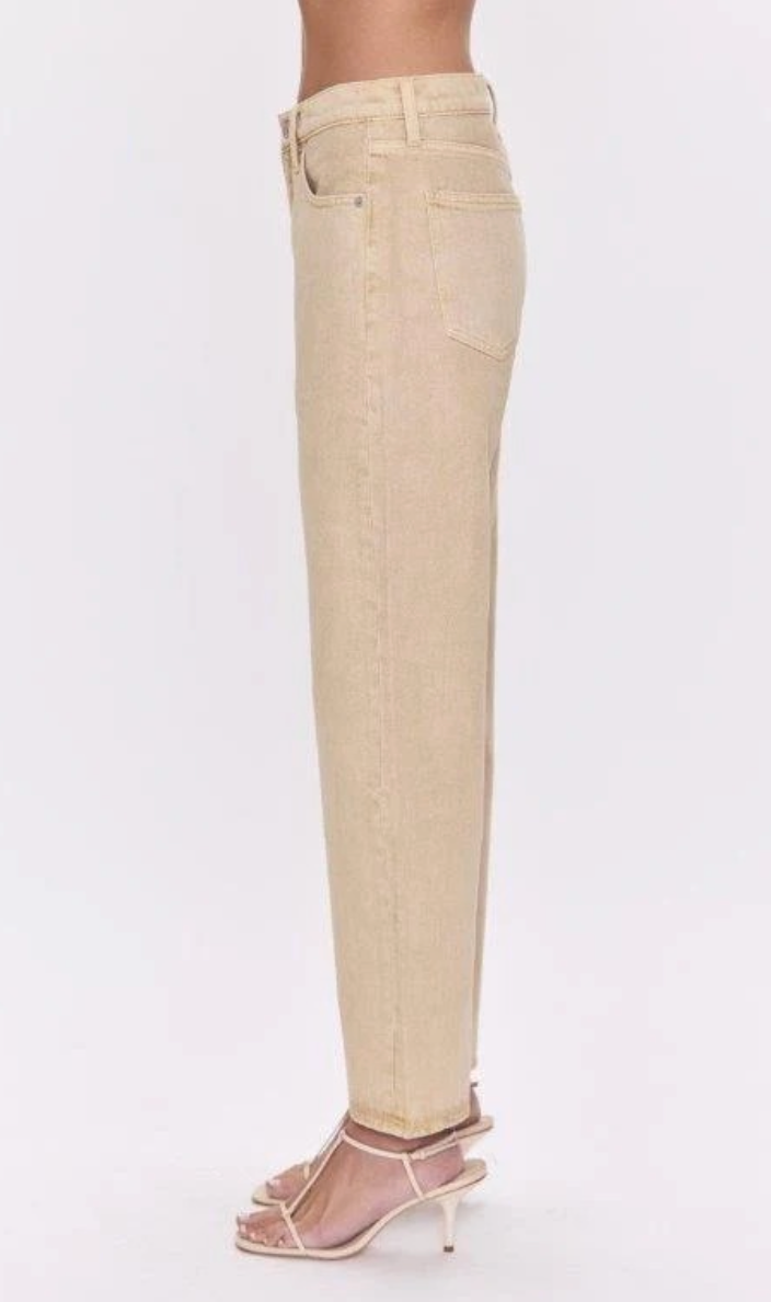 Lexi Mid Rise Bowed Straight Sand