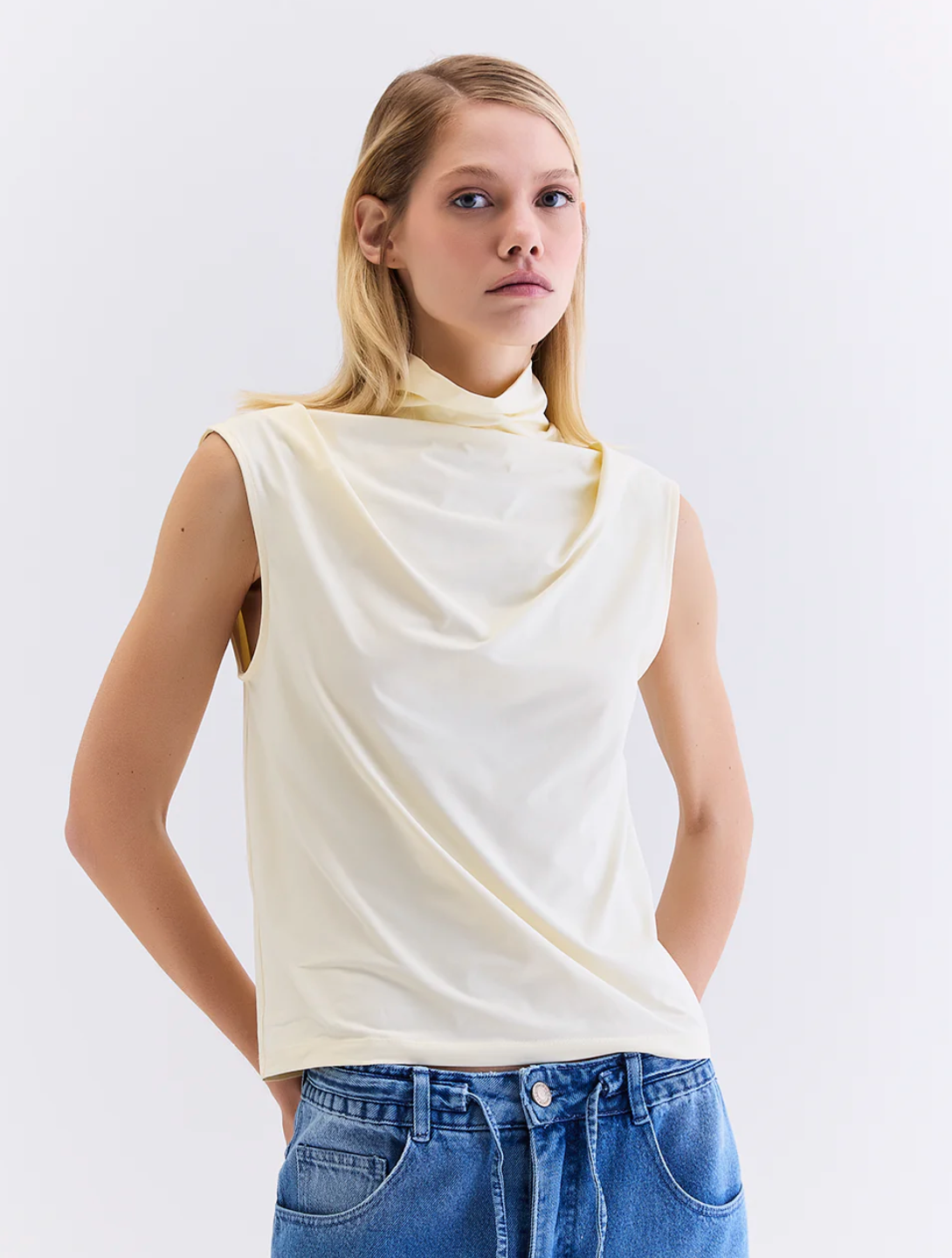 Anita Top Off White
