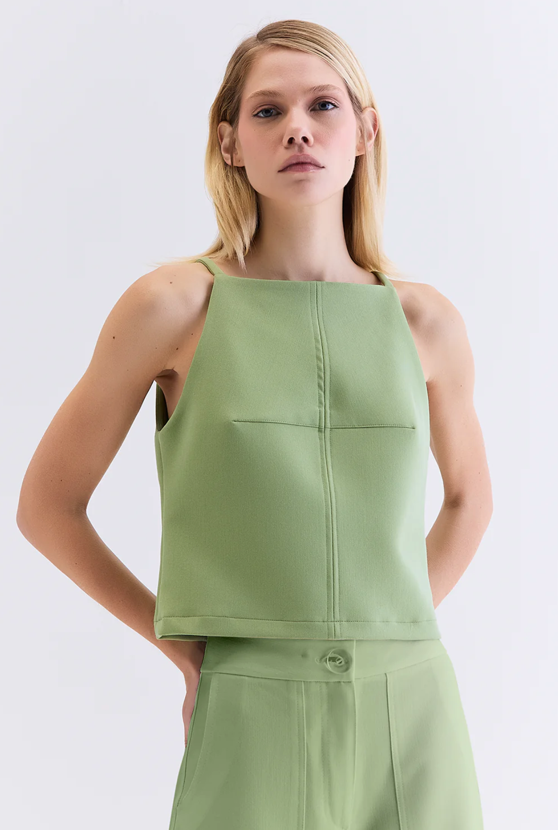 Eira Top Olive